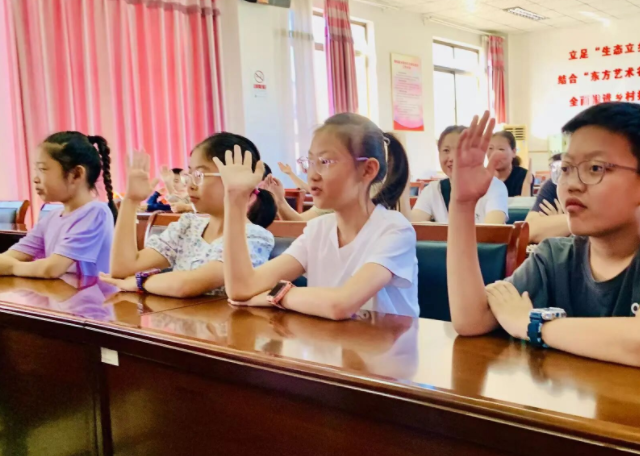 磨炼毅力的砥石掠夺体会等於抽掉了家长教育中最具生命力的筋骨 磨炼毅力的砥石掠夺体会等於抽掉了家长教育中最具生命力的筋骨